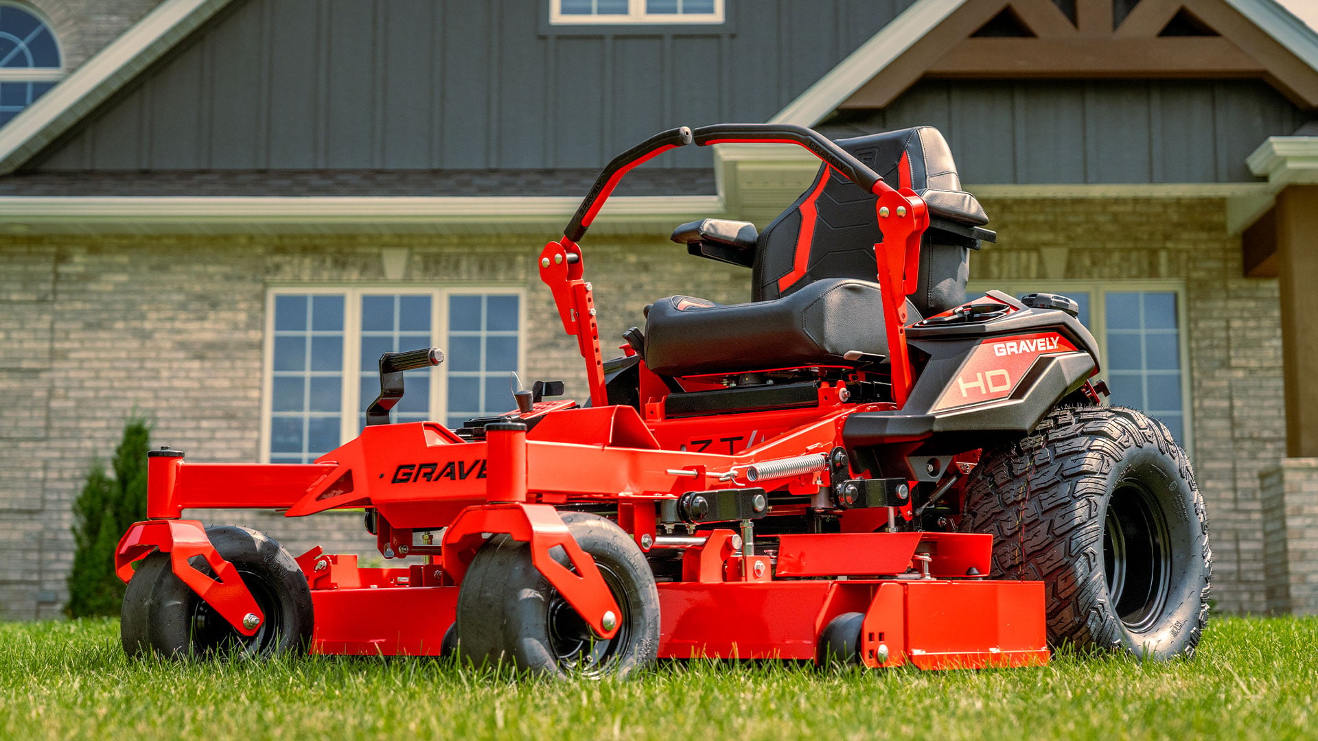 Gravely ZT HD Zero Turn Mower: Is It the Right Mower for Your Ohio or Indiana Property?