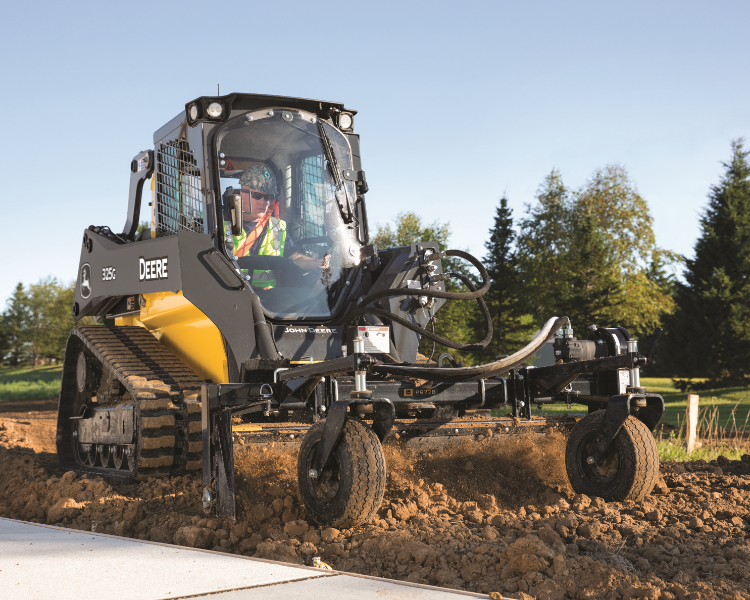 John Deere 325G Compact Track Loader: How Does it Measure Up Against the Competition?