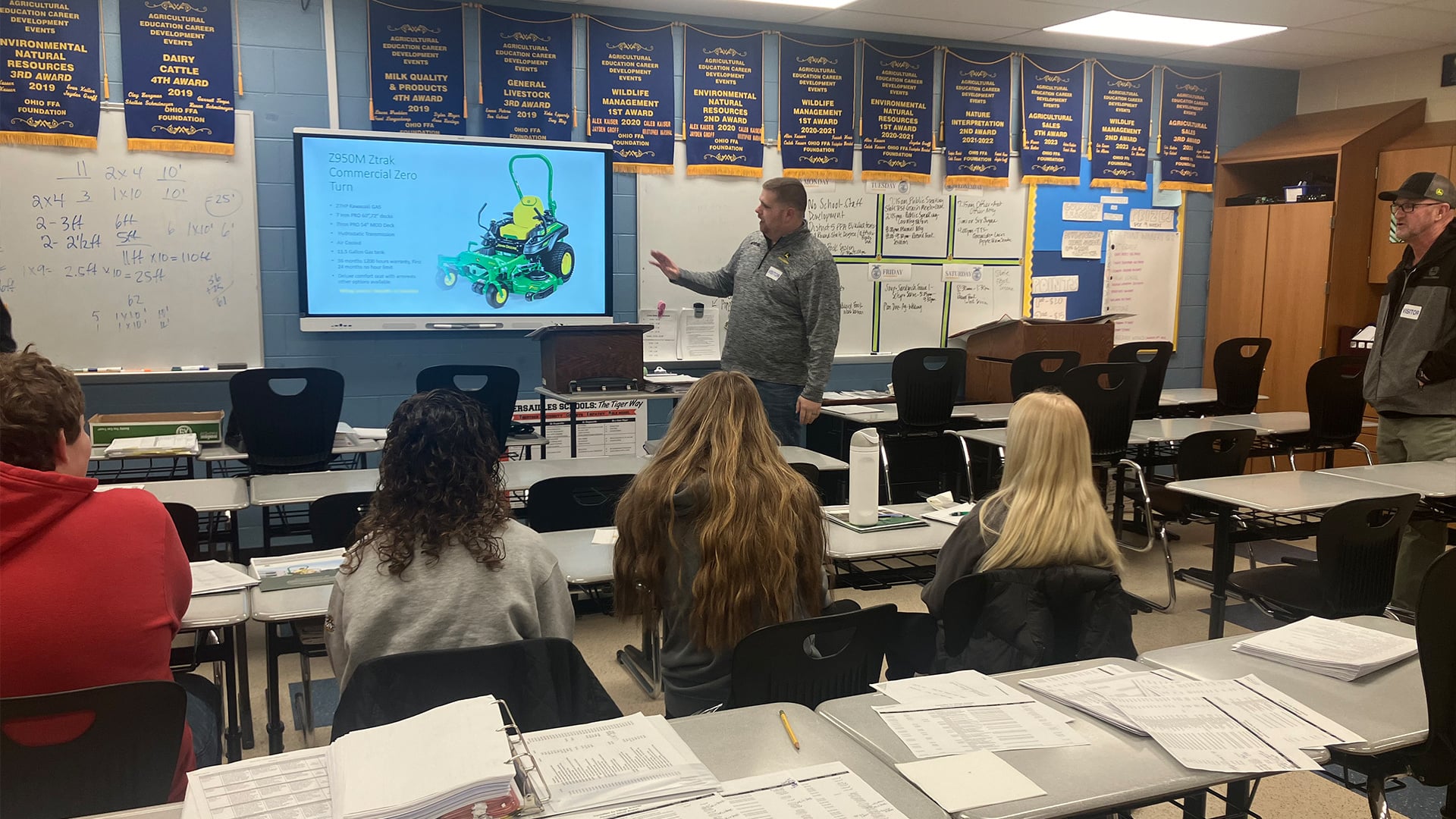 Koenig-Equipment-Team-Members-Sharing-Their-Knowledge-with-FFA-Chapters