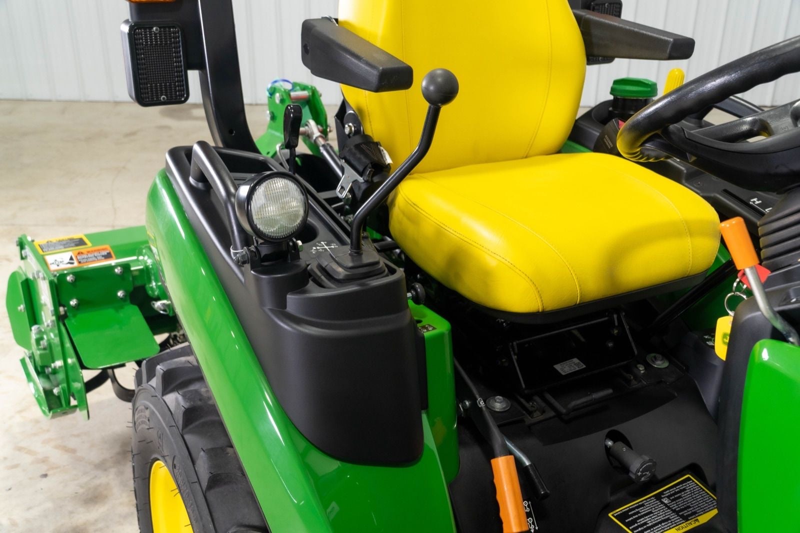 John Deere 2025R operator station