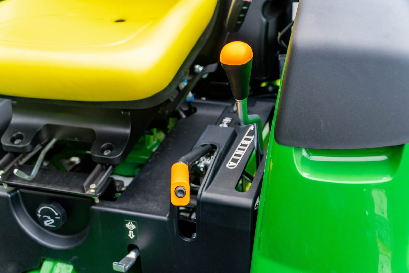 John Deere 4044M operator station
