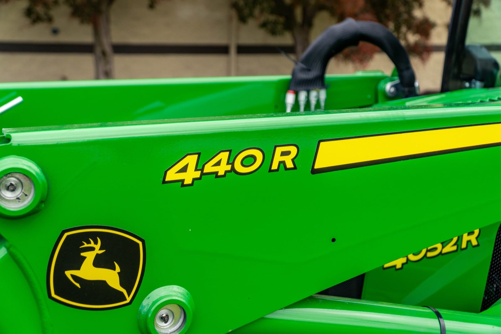 440R loader decal on a 4052R
