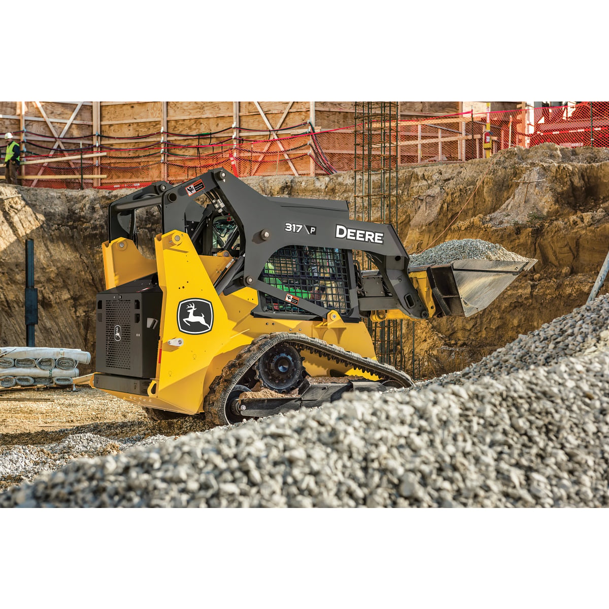 John Deere 317 P-Tier